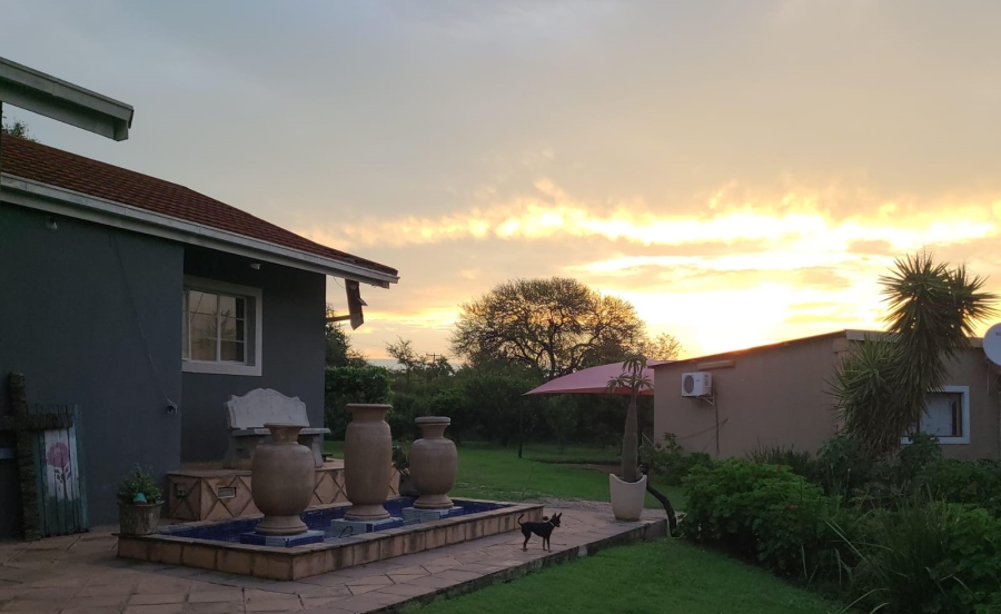 5 Bedroom Property for Sale in Mooinooi North West